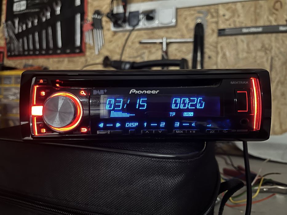 Pioneer Deh-x6600dab radio USB CD