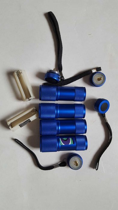 Szafirowe latarki led aluminium, uszkodzone - 4 szt.