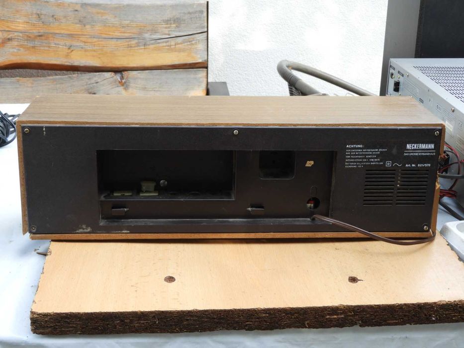 Radio Neckermann 821 / 578 niesprawne na części