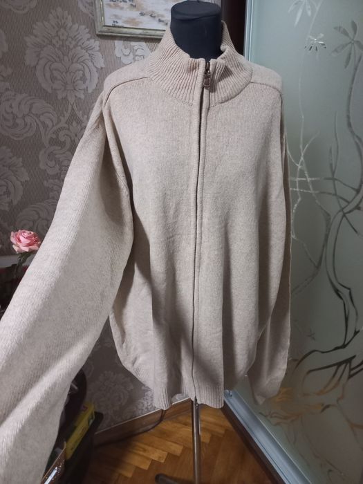 Шерстяной джемпер,кофта!Размер 66-70!