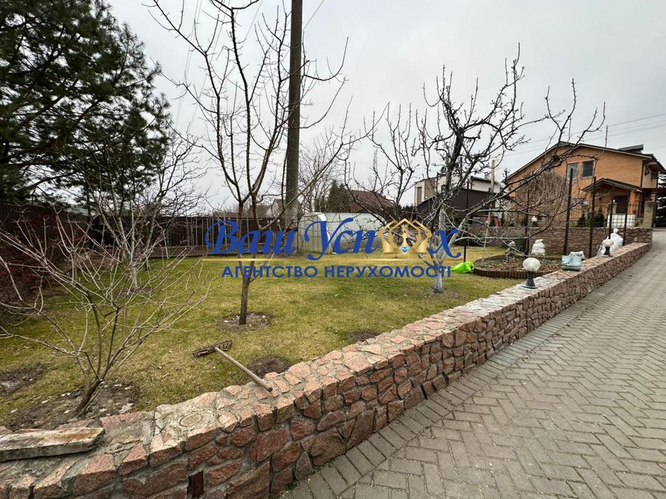 Продаж дома с выходом на реку Конча-Заспа ,дамба . село Козин