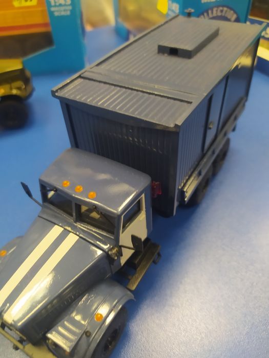 Модель СССР 1:43 краз саратов