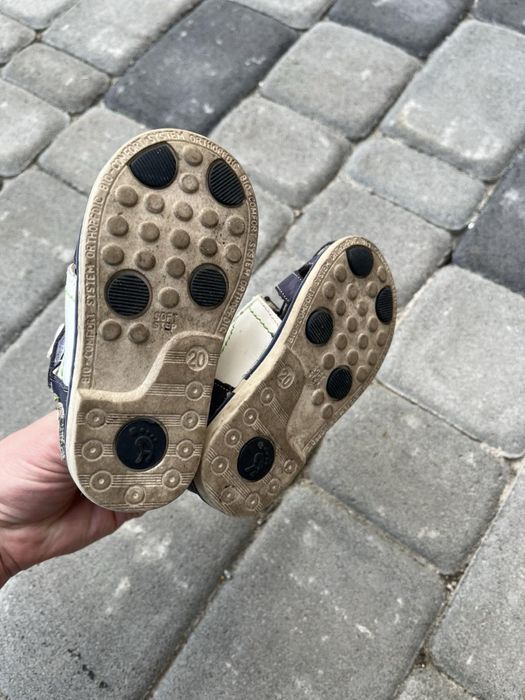 Дитячі босоніжки