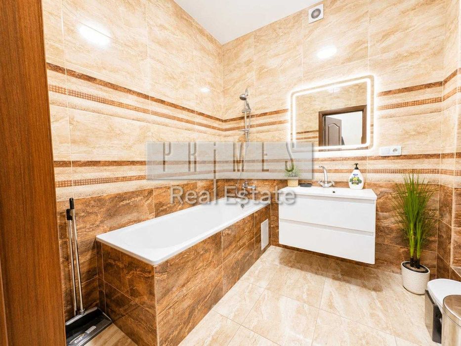 Оренда будинку 498 м2 КМ Riviera Village,Лебедівка