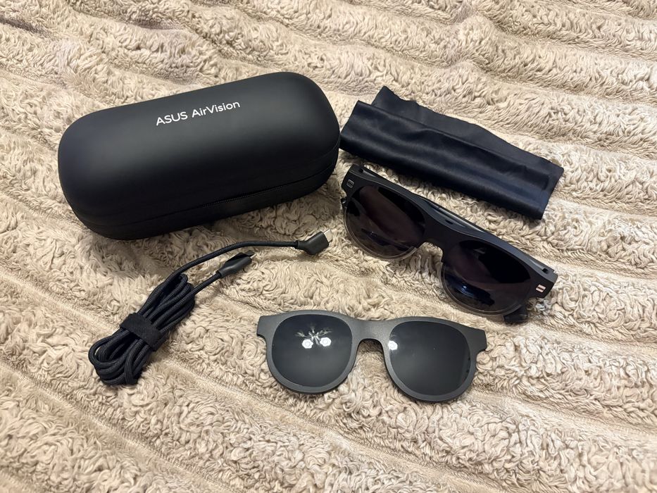 AR-окуляри ASUS AirVision M1 — стан як нові, повна комплектація