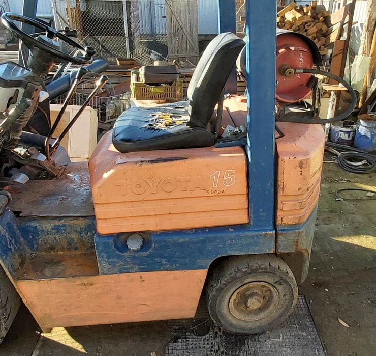 Продам навантажувач (погрузчик)