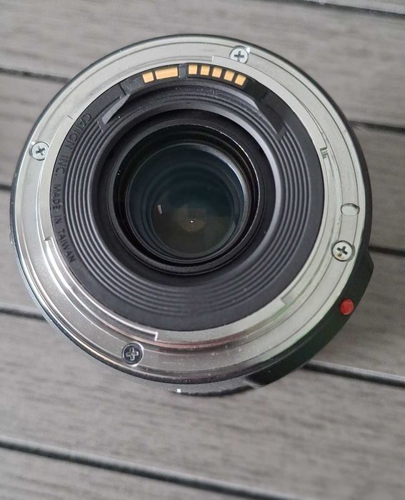 Canon EF 24-105mm f/3.5-5.6 IS STM