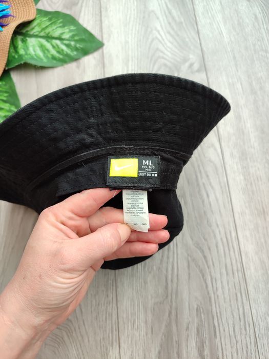 Чорна панама Nike розмір M/L