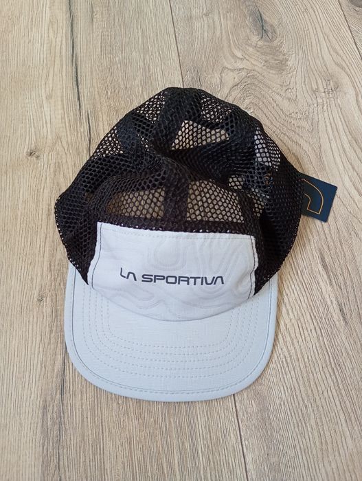 Czapka biegowa La Sportiva Skyline Air Cap Chalk/Black Roz. S/M