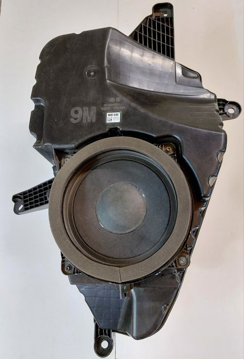 Динамик сабвуфера Lexus LX600 Mark Levinson 8615060380