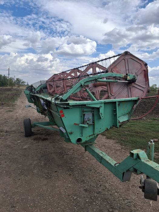 Продам Жниварку до Комбайна