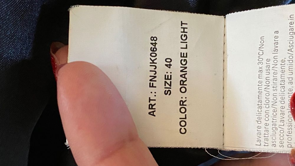 kurtka jest ciepła, stylowa