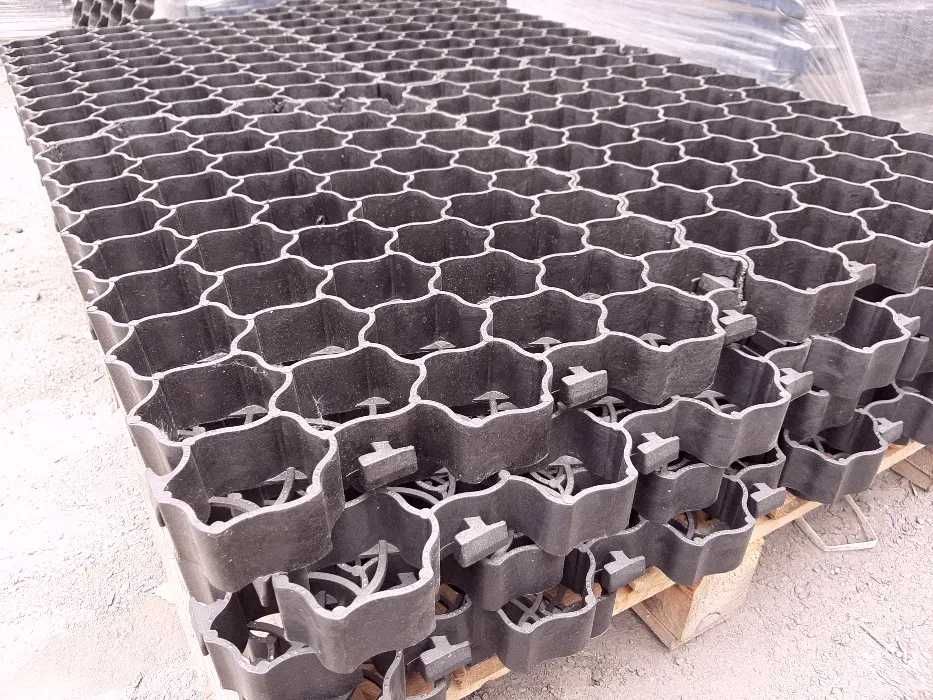 Kratka parkingowa, geokratka na podjazd, parking, zamiast kostki