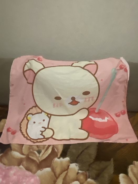 плед та плакати кьют!