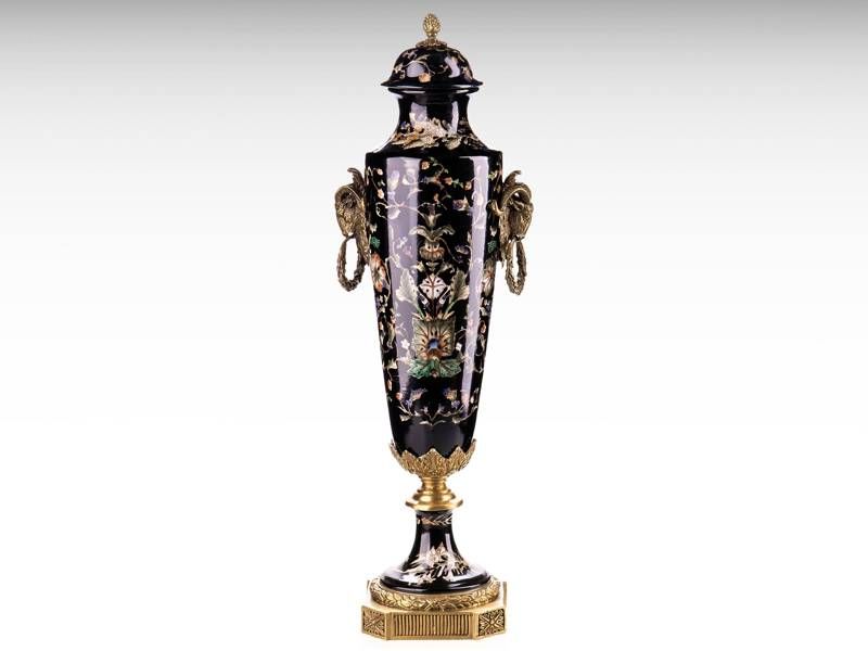 Jarrão de porcelana e bronze - Imério