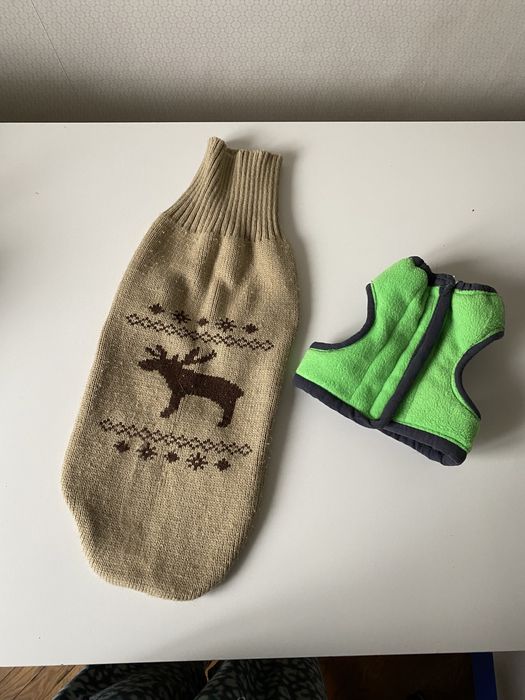 Светр і жилетка на маленьку собаку