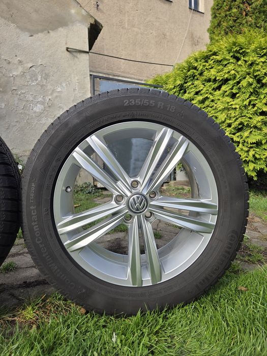 Koła alufelgi VW Tiguan 18 5x112 et 43 7j opony zimowe