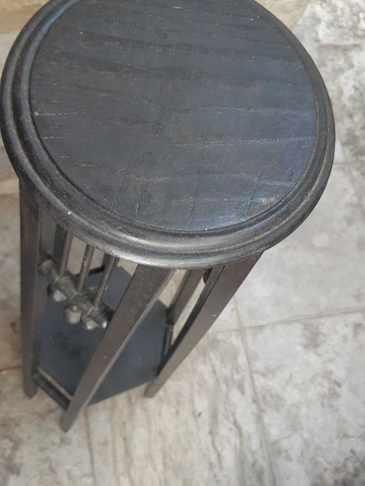 Floreira em pau preto