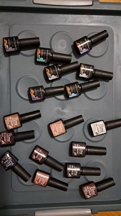 Kit unha em gel materiais