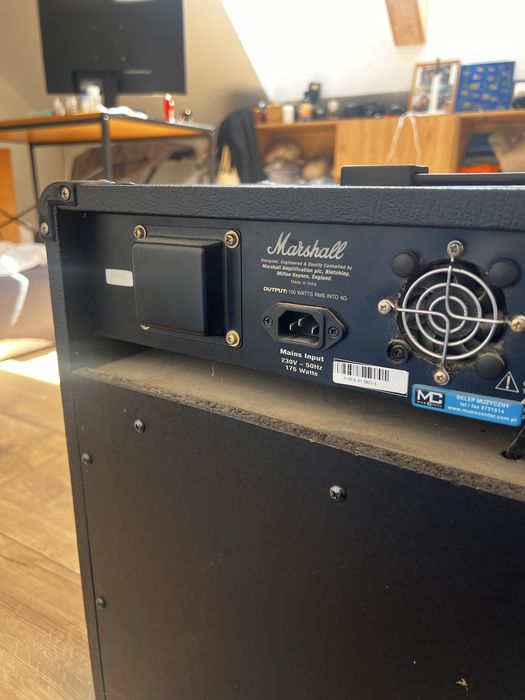 Marshall MG100DFX 100W – wzmacniacz gitarowy / piec gitarowy