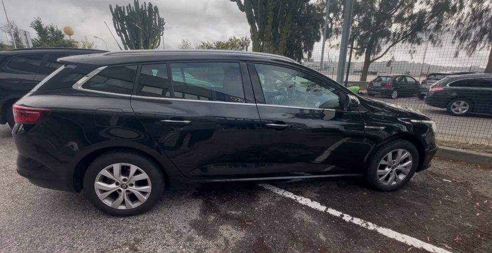 Renault Megane Sport Tourer 1.5 Blue dCi LIMITED | 02/2020 - NACIONAL - IMPECÁVEL