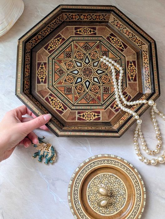 Ośmiokątna taca mozaikowa z inkrustacją z masy perłowej