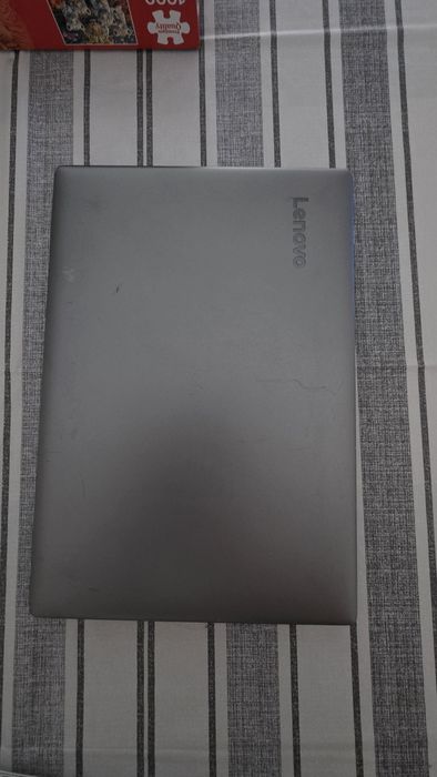 Computador portátil lenovo