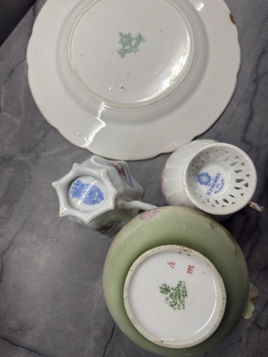 Фарфор кузнецов ,молочник ,сервиз