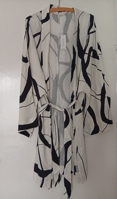 Szlafrok by Eva Minge