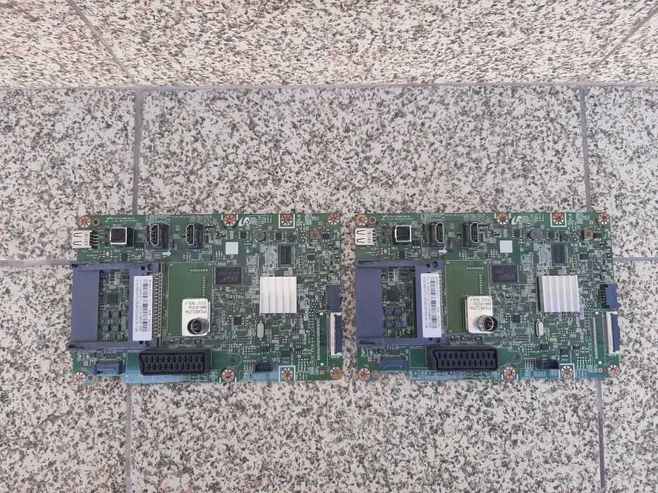 Peças Televisão Samsung HG40ED450BW (Mainboard, Fonte, Colunas)