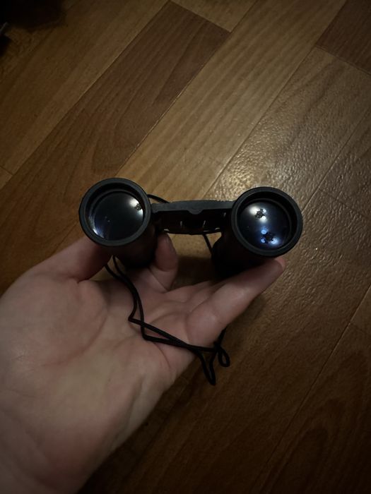 Продам бінокль Tasco 12*30