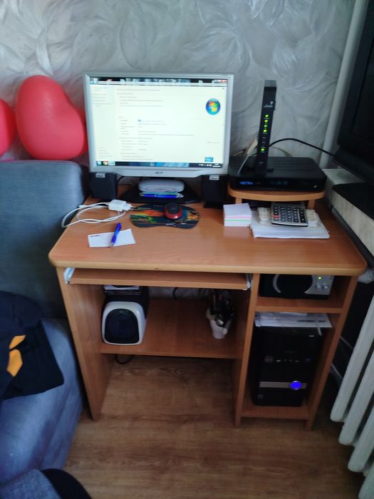 Kompletny zestaw - komputer - biurko- krzesło