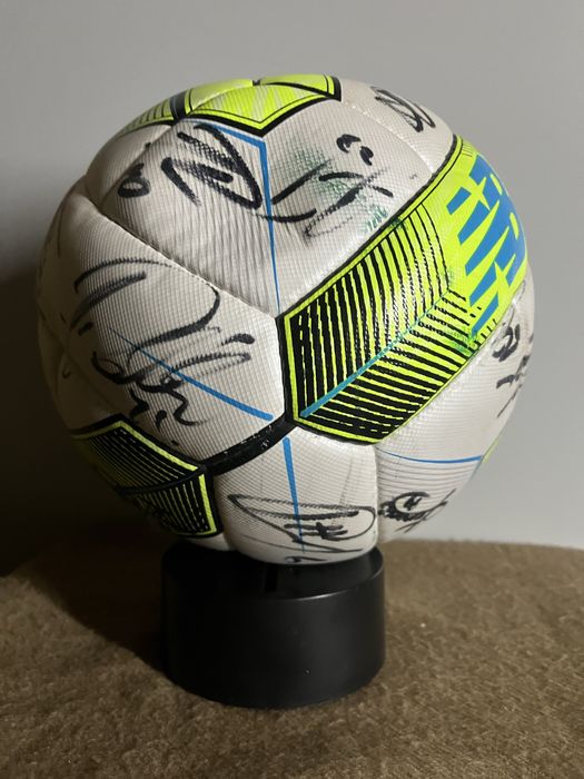 Мʼяч  New Balance. ФК «Шахтар»