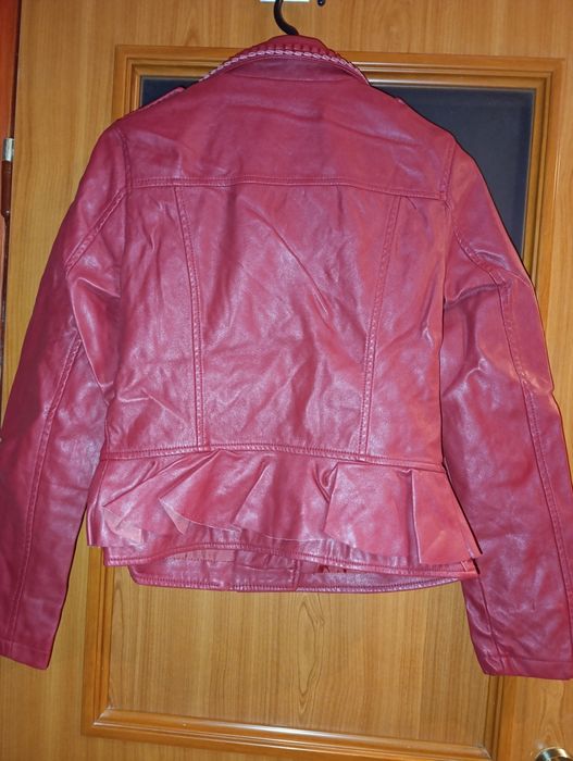 Bordowa ramoneska ze skóry ekologicznej