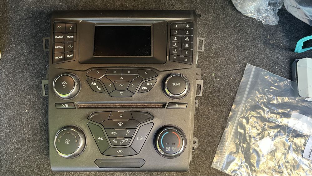 Екран Магнітоли, панель Ford Fusion