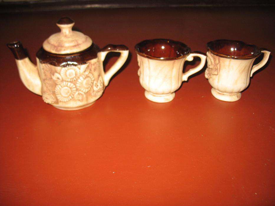 Cервиз чайный (сувенирный) 3 предмета.