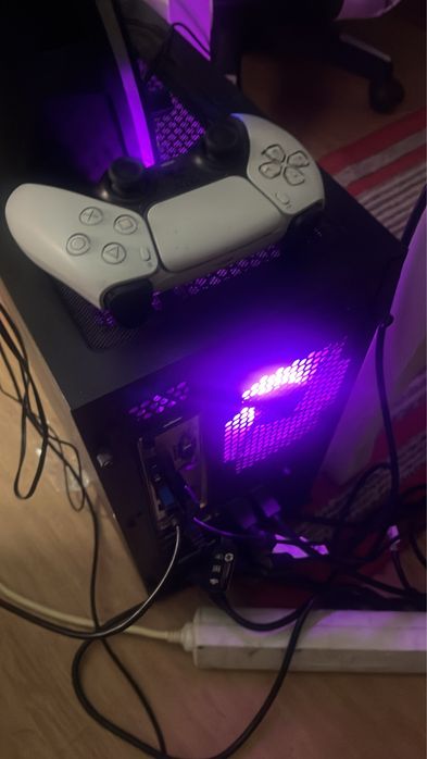 PC GAMER 7 meses de USO