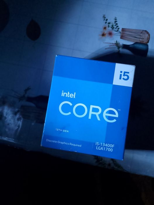 Продам ASUS  Dual  Fan Cooling та Intel core i5