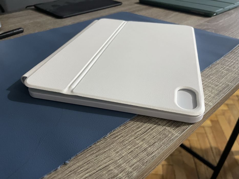 Чехол-клавіатура для ipad (10/11) покоління