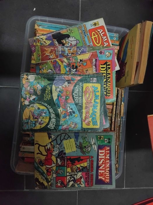 Livros do Patinhas e Mickey originais