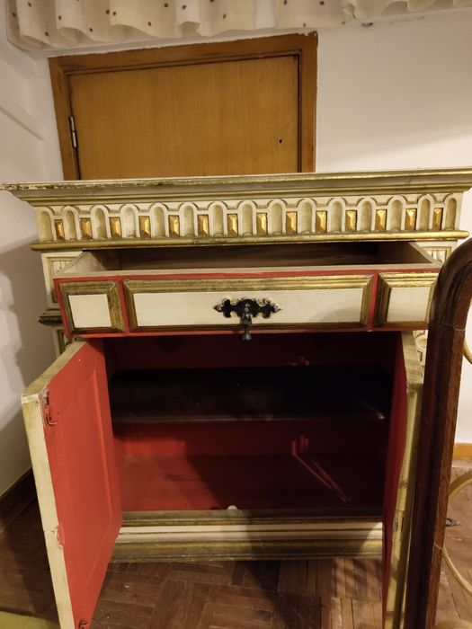 Reservado - Vendo móvel pequeno