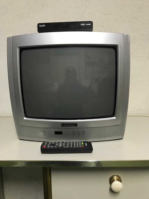 TELEVISÃO DE 15"da marca CROWN
