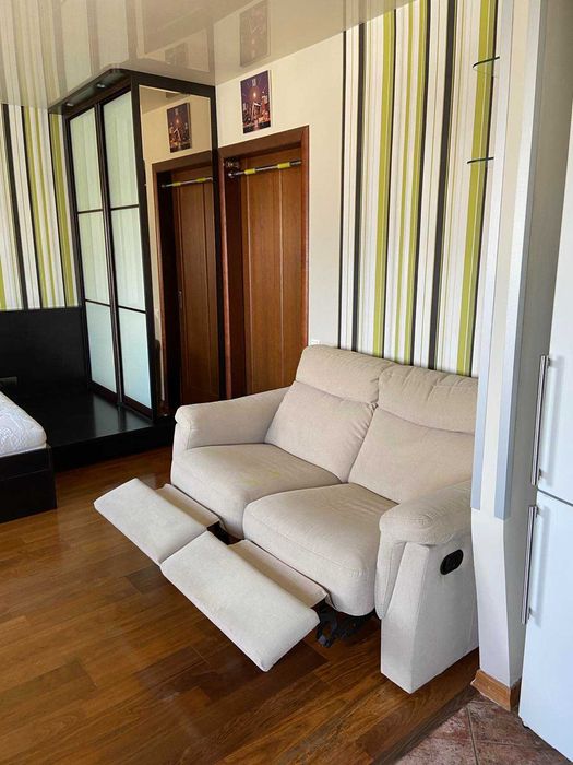 Без% 2к вул.Полку Азов 25 Цегла