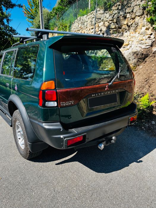 Mitsubishi Pajero Spotwagon foto 3