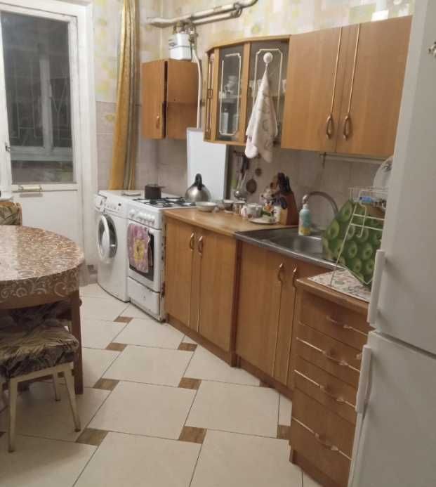 Трехкомнатная чешка. Второй ряд домов