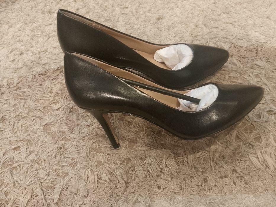 Buty damskie na obcasie