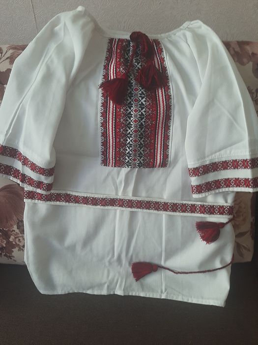 Вишита сорочка..