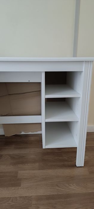 Vendo secretária IKEA como nova