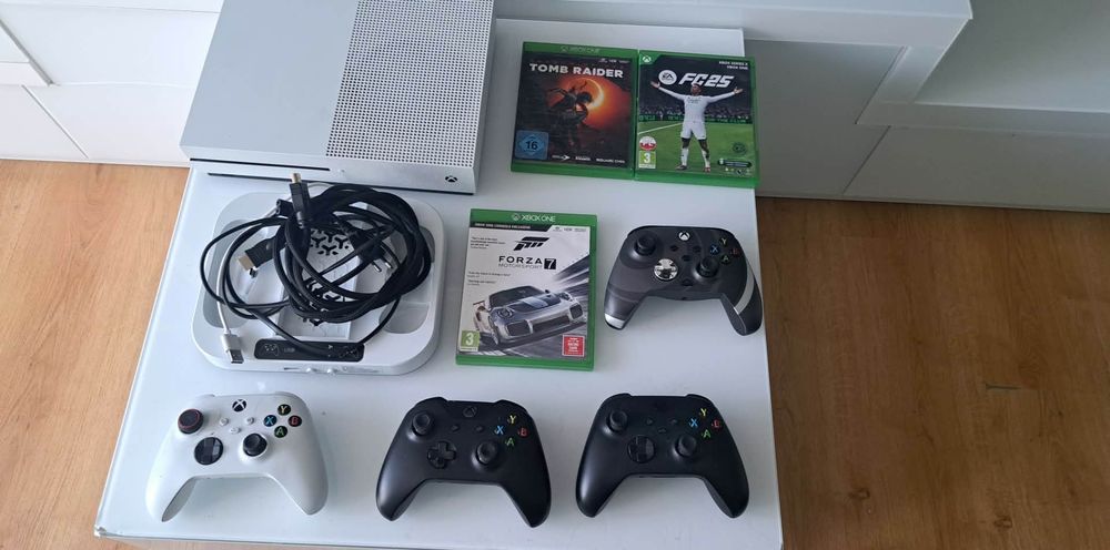 Konsola Xbox One