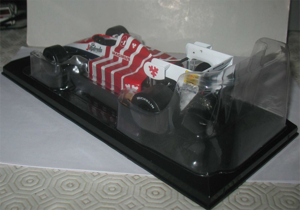 Toleman Hart TG184 - 3º GP de Portugal 1984 - Ayrton Senna (1/24)